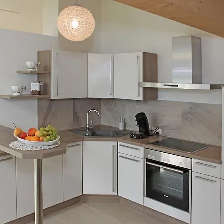 Haus Am Oelberg شقة